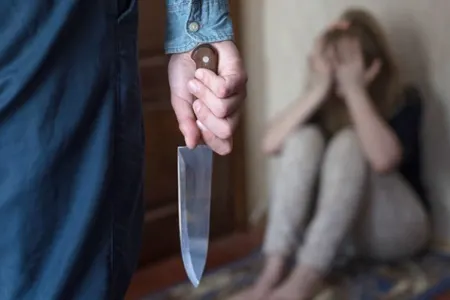 Abşeronda kişi arvadını qətlə yetirdi