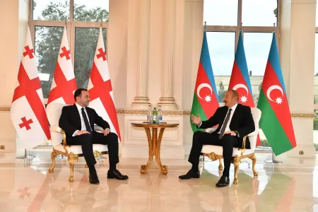 Qaribaşvili İlham Əliyevi təbrik etdi