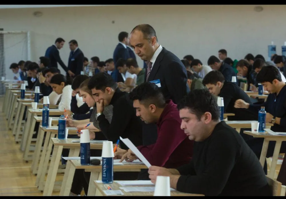 Prokurorluqda çalışmaq istəyən şəxslər imtahan verdi