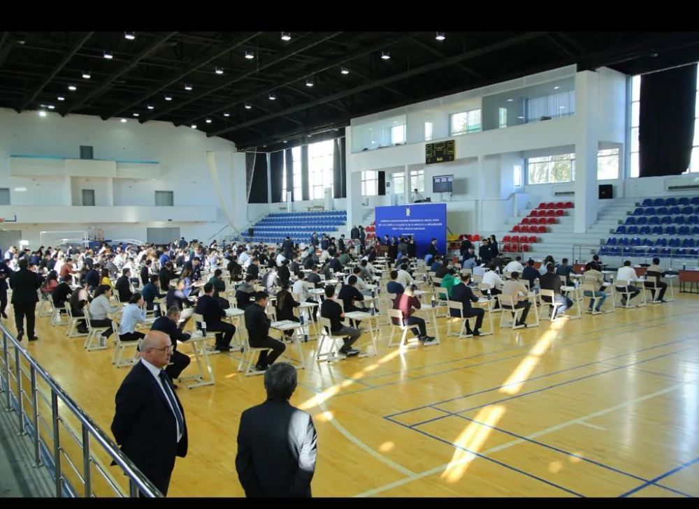 Prokurorluqda çalışmaq istəyən şəxslər imtahan verdi