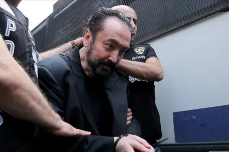 Adnan Oktara 8658 il həbs cəzası verilib