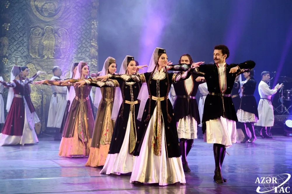 Gürcü ansamblı Bakıda konsert verib - FOTO