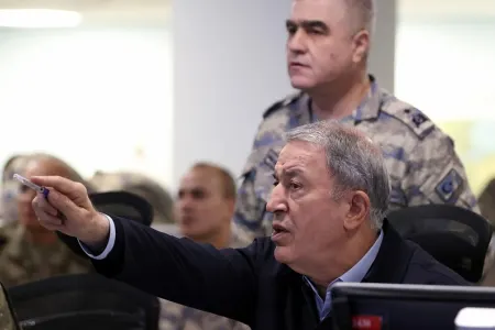 Türkiyənin müdafiə naziri: “Son terrorçu zərərsizləşdirilənə qədər..."