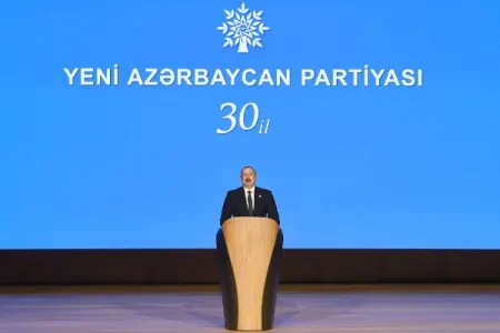 İlham Əliyev YAP-ın 30 illik tədbirində - YENİLƏNİB