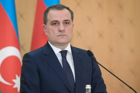 Ceyhun Bayramov Qazaxıstana getdi