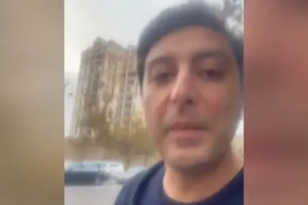 Azərbaycanlı nazir işə piyada getdi - VİDEO