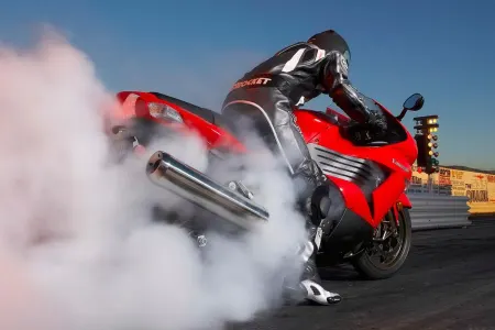 Yasamalda moped oğruları saxlanılıb