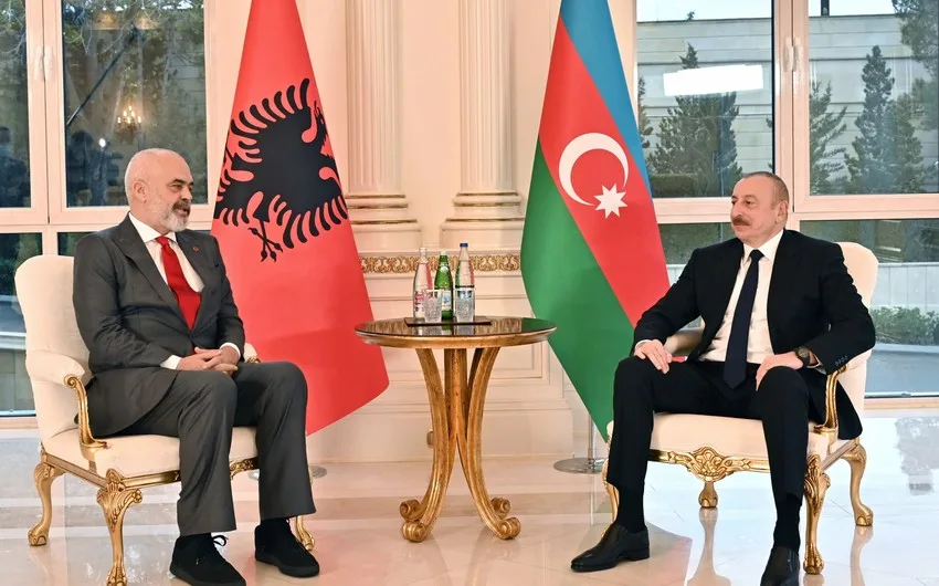 İlham Əliyevin Edi Rama ilə təkbətək görüşü oldu - YENİLƏNİB