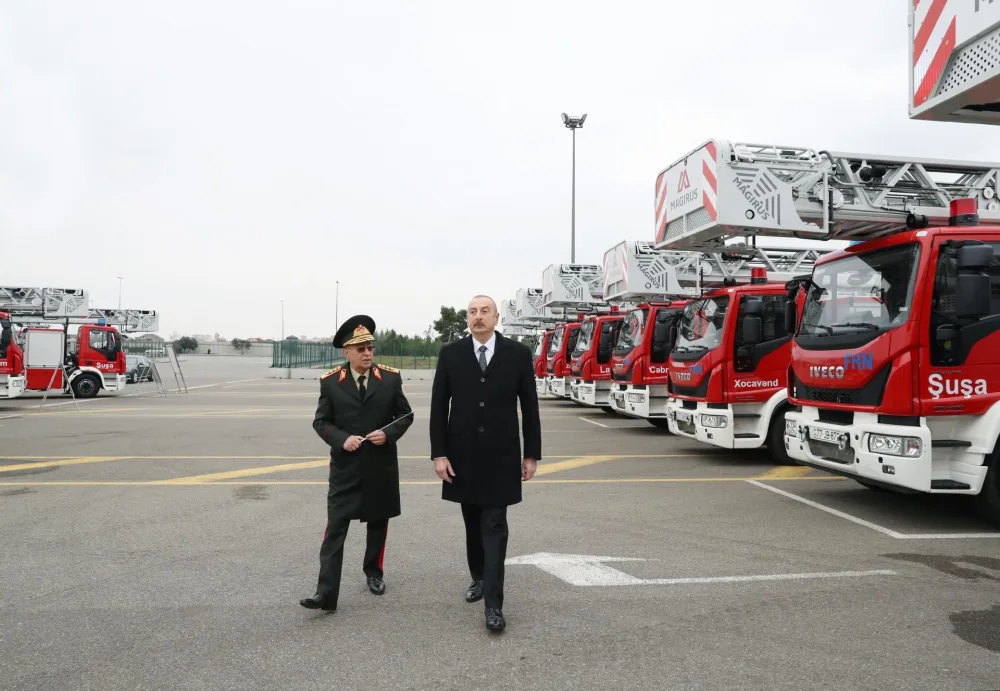 İlham Əliyev yeni alınmış xüsusi təyinatlı texnikalarla tanış oldu - YENİLƏNİB