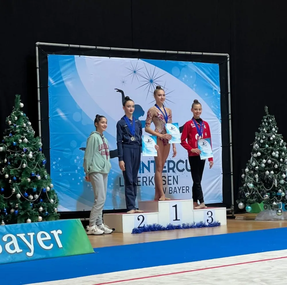 Azərbaycan gimnastı Almaniyada qızıl medal qazandı - FOTO