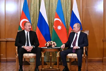 Vladimir Putin İlham Əliyevə zəng etdi