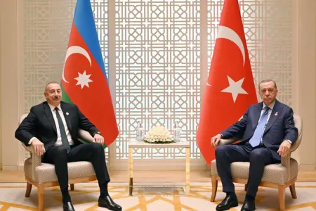 İlham Əliyev Ərdoğanla görüşdü - FOTO