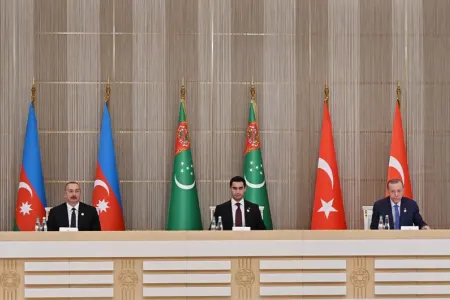 Türkiyə, Türkmənistan və Azərbaycan arasında 5 müqavilə imzalandı