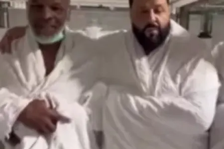 Mayk Tayson Kəbədə ağladı