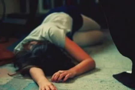 5 uşaq anası - QƏTLƏ YETİRİLDİ