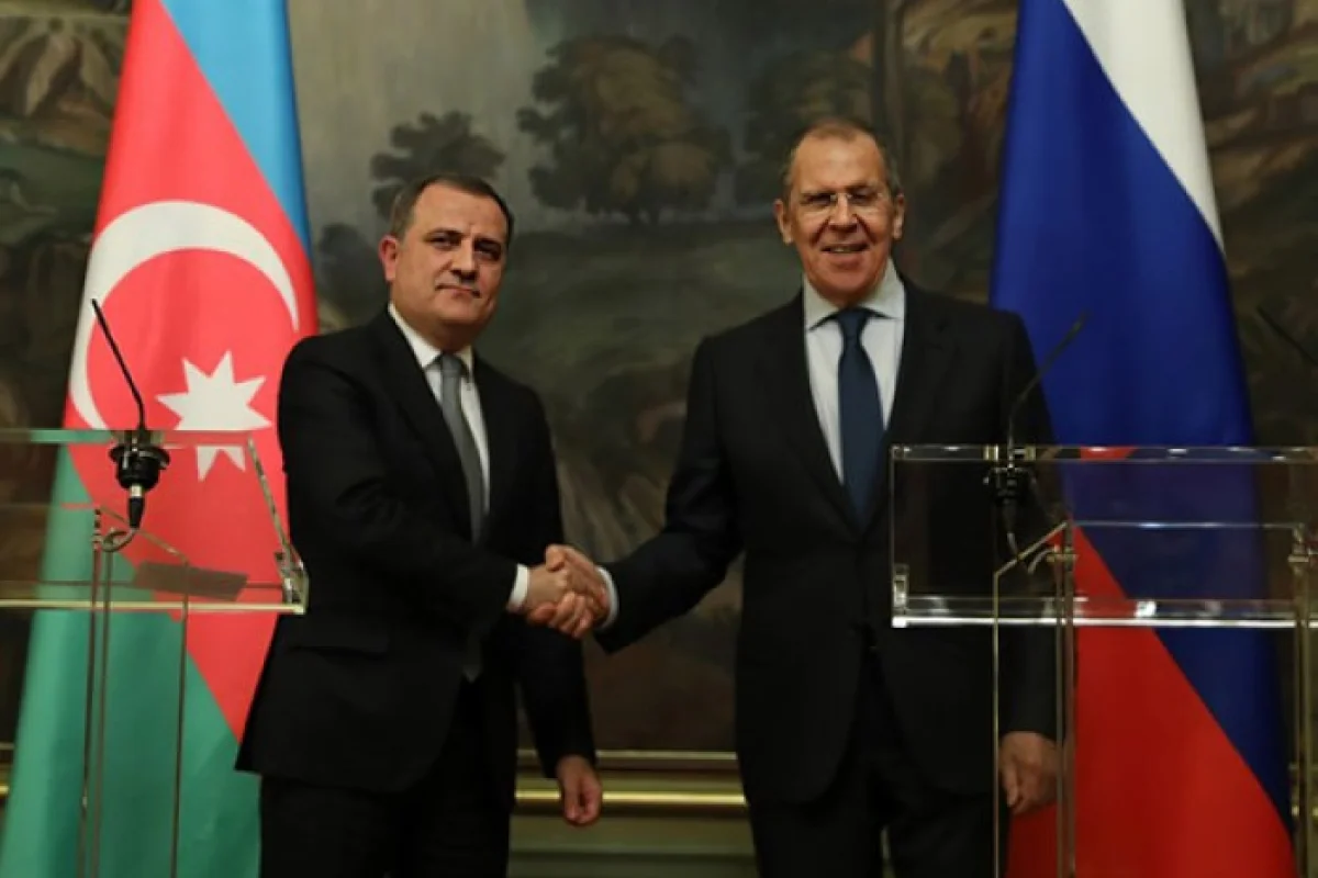 Ceyhun Bayramov Lavrovla Laçın yolundan - DANIŞDI