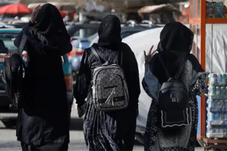 Taliban bu qadağaya etiraz edənləri həbs etdi