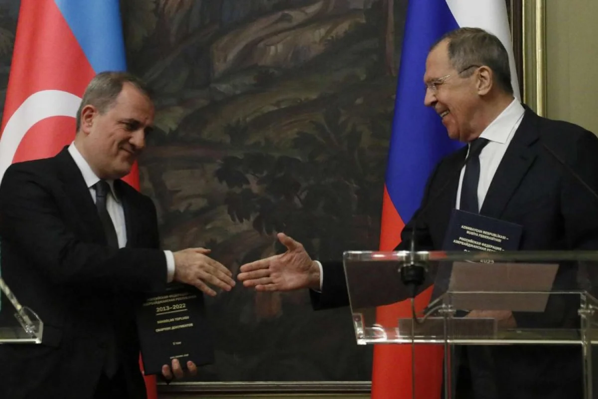 Bayramov-Lavrov görüşünün pərdəarxası