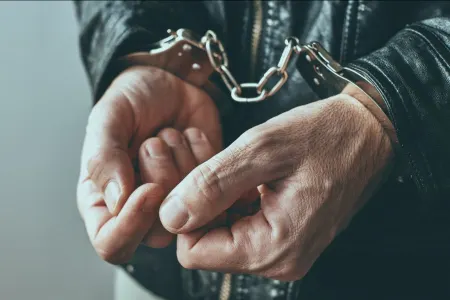 Salyan sakini soyğunçuluğa görə saxlanıldı