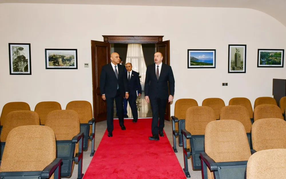 İlham Əliyev Qərbi Azərbaycan İcmasının binasında- FOTOLAR- - YENİLƏNDİ