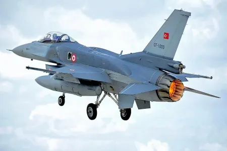 KİV: Türkiyə və Rusiya Ankaranın Suriya hava məkanından istifadəsini müzakirə edirlər