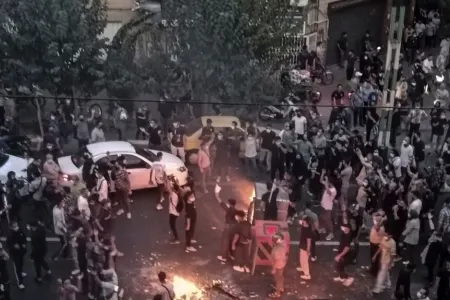İrandakı etirazlarda 500 nəfər həyatını itirib