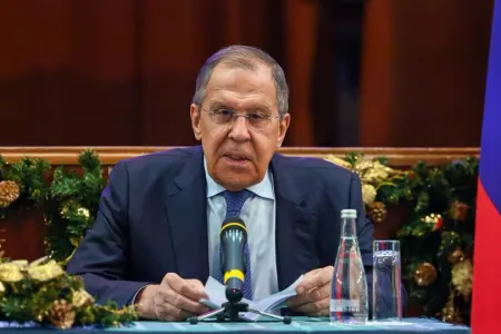 ABŞ Putini fiziki cəhətdən məhv etməklə hədələyib - Lavrov