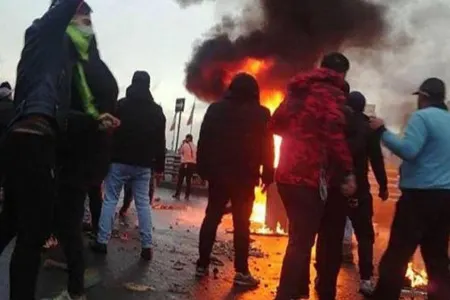 Molla rejimindən QORXUNC QƏRAR: - “Etirazçıların əl və ayaqları kəsilsin"