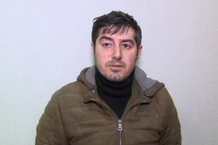Sabunçuda evdən 15 min manatlıq oğurluq edildi