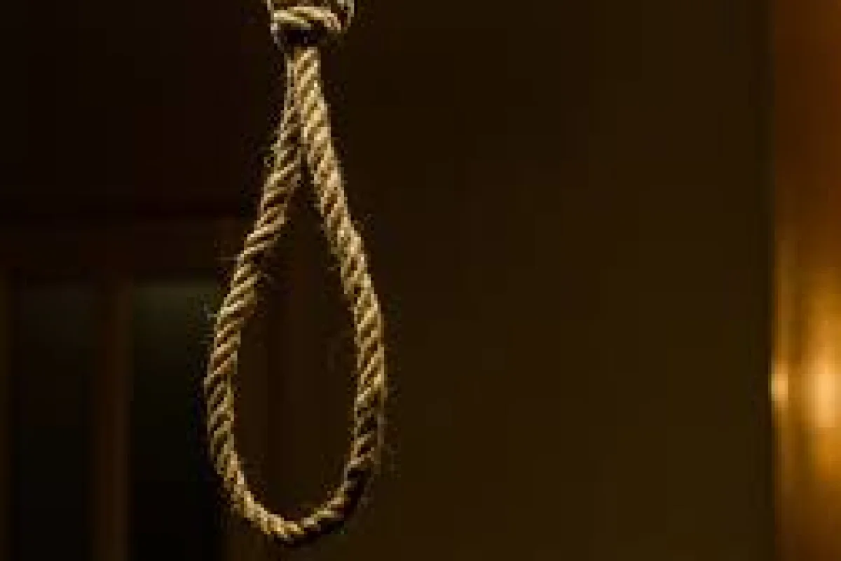 Naxçıvanda DƏHŞƏT: - Ailəsi kişinin asılmış meyitini tapdı