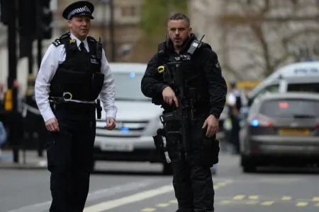 Londonda silahlı insident: yaralananlar var