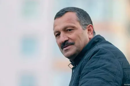 Baş nazir Əli Əsədov Tofiq Yaqublunun oğluna medal verdi - – FOTO