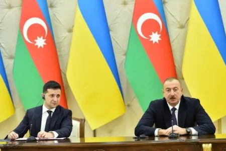 İlham Əliyev Zelenskiyə başsağlığı verdi