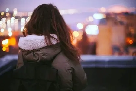 DƏHŞƏT! - 3 nəfər dayanacaqdakı qızı qaçırdı, sonra isə...