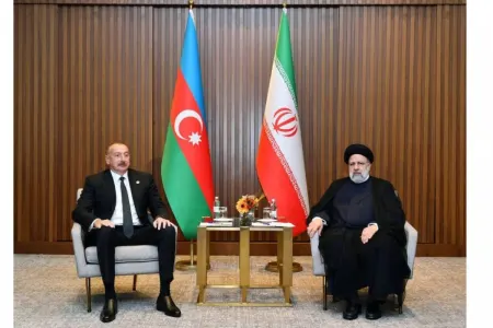 İran Prezidenti Azərbaycan Prezidentinə zəng edib