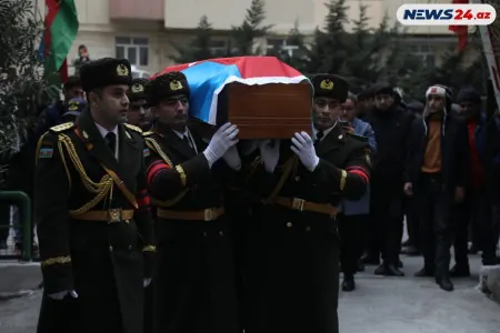 Şəhid Orxan Əsgərovun vida mərasimdən ürəkparçalayan GÖRÜNTÜLƏR
