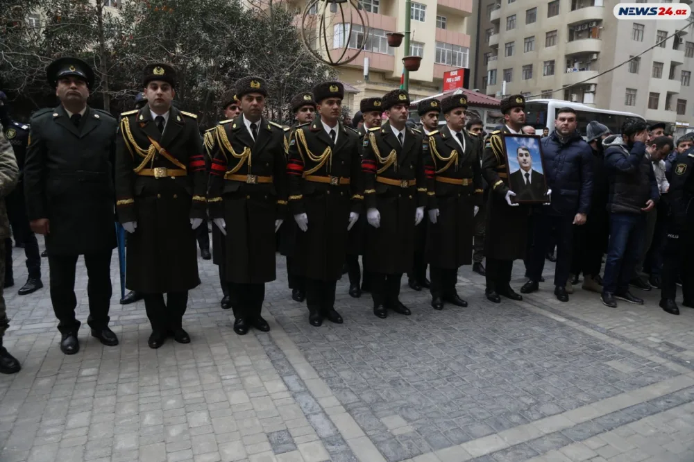 Şəhidimizin vida mərasimində rəsmilər iştirak edir - FOTOLAR
