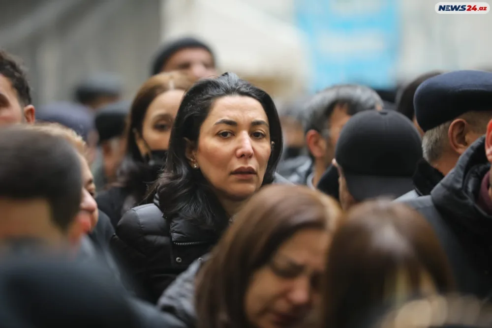 Şəhidimizin vida mərasimində rəsmilər iştirak edir - FOTOLAR