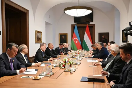 Budapeştdə Azərbaycan-Macarıstan sənədləri imzalanıb