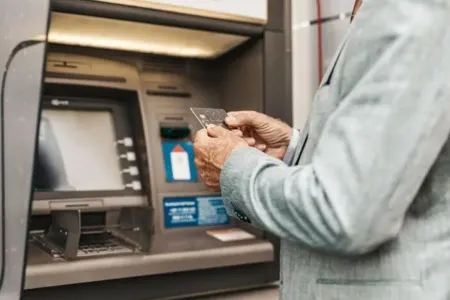 Minimum əmək pensiyası 280 manat olacaq - BU GÜNDƏN