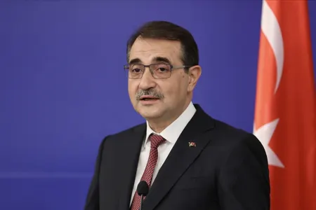 Fatih Dönməz Bakıya gəlir