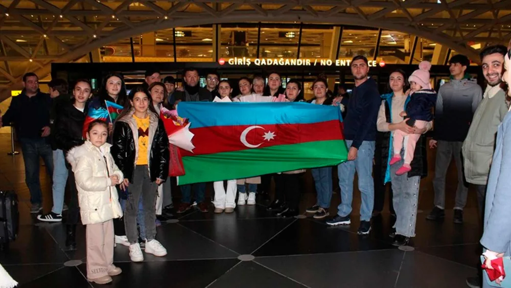 ABŞ səfirliyi azərbaycanlı şagirdlə bağlı paylaşım etdi - Fotolar