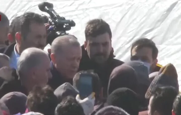 Ərdoğan zəlzələ bölgəsində