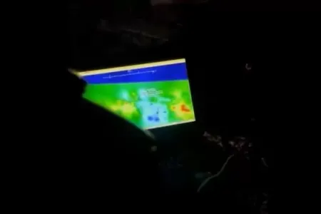 Dağıntılar altındakı insanlar kameralarla aşkarlanır - VİDEO