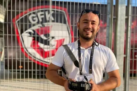 Hatayda baş vermiş zəlzələdə “Anadolu”nun müxbiri və ailə üzvləri öldü
