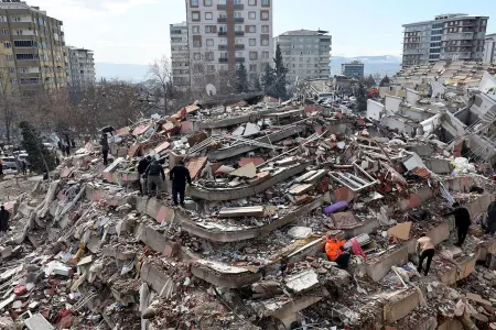 Türkiyədəki zəlzələ 500 atom bombasının yaratdığı təsirə malikdir
