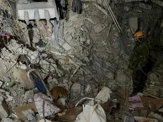 FHN-in xilasediciləri Türkiyədə 51 nəfəri dağıntılar altından sağ çıxarıb