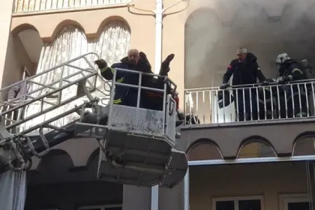 Zəlzələdən sağ çıxdı, qızının evindəki yanğında öldü