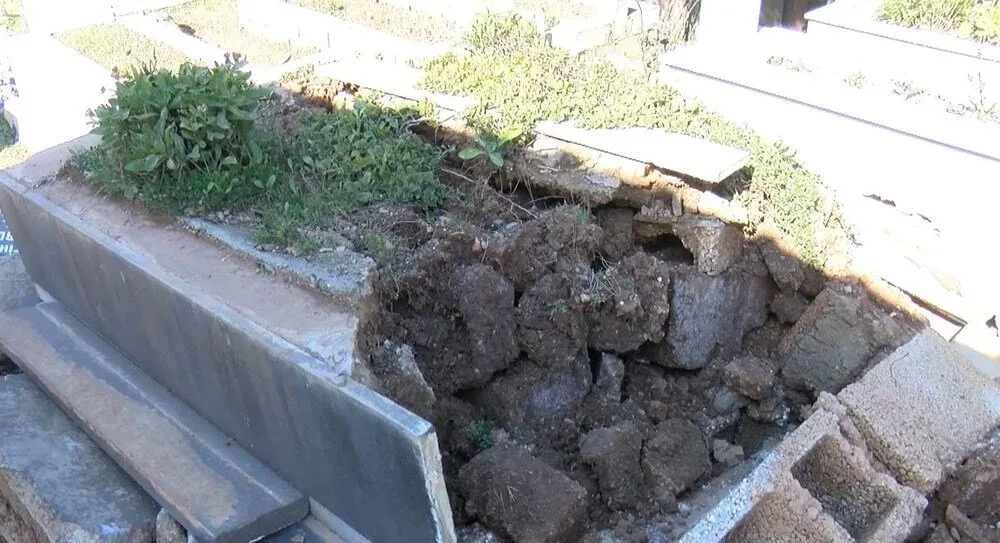 "Elə bildik qiyamət qopdu" - ZƏLZƏLƏ KƏNDİ 2 YERƏ BÖLDÜ / FOTOLAR