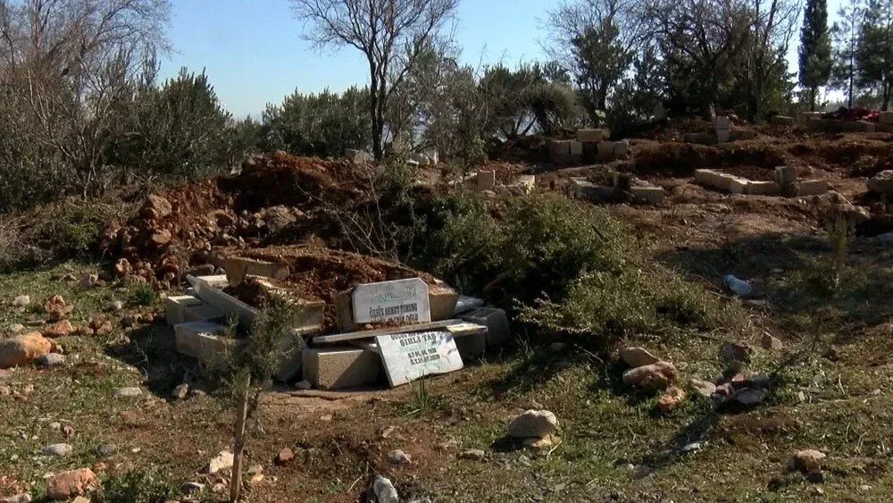 "Elə bildik qiyamət qopdu" - ZƏLZƏLƏ KƏNDİ 2 YERƏ BÖLDÜ / FOTOLAR